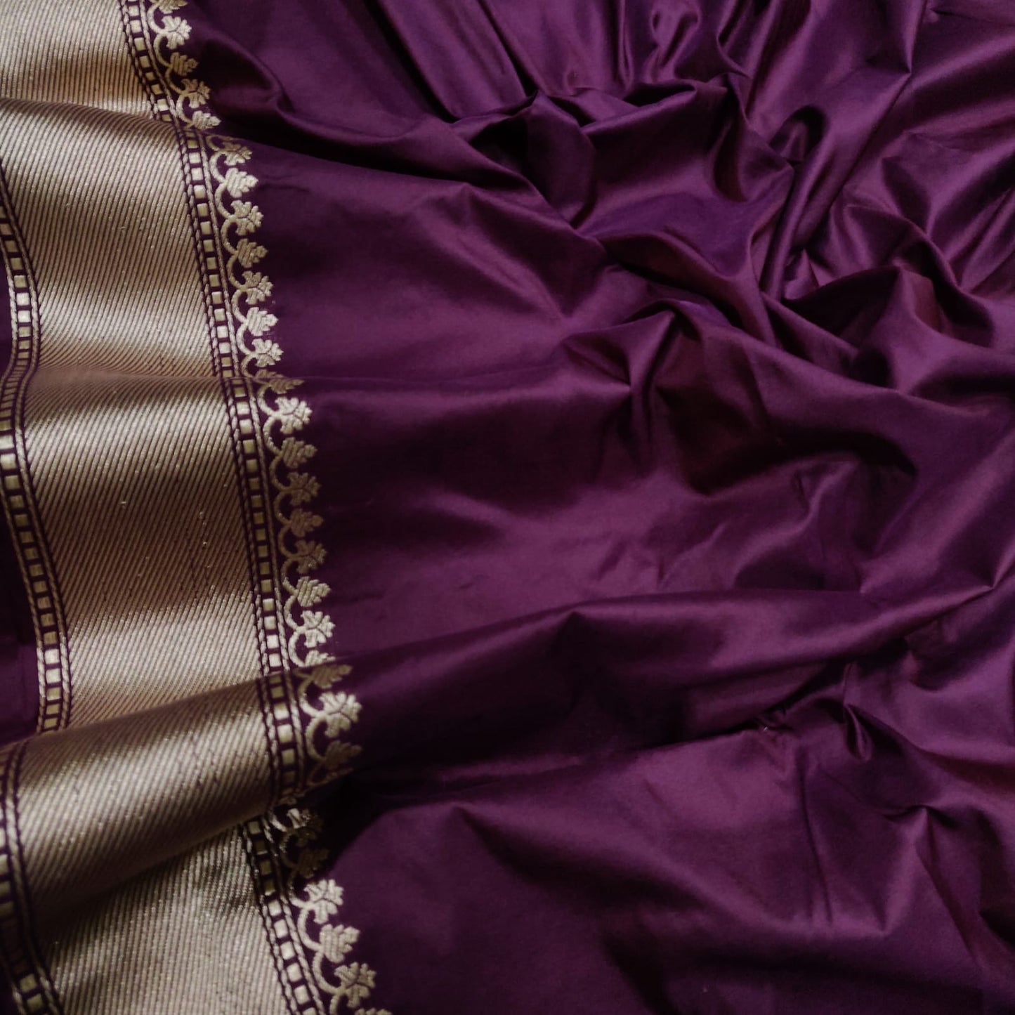 Zari katan handwoven kadwa saree silk sarees - Saffronfashionindia