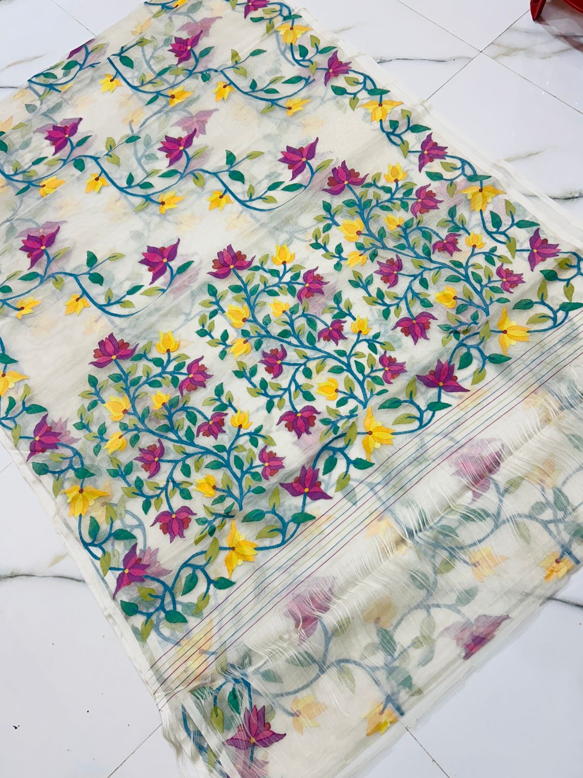 Weaving jamdani saree women sari Bengal sarees SaffronFashion