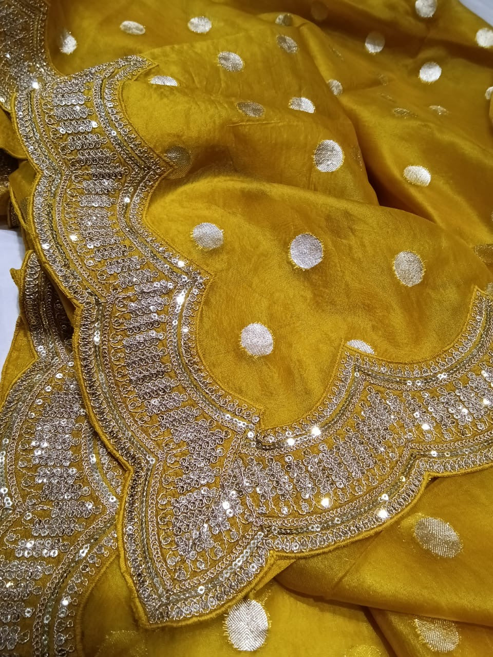 Savista organza saree scalloped saree blouse - Saffronfashionindia