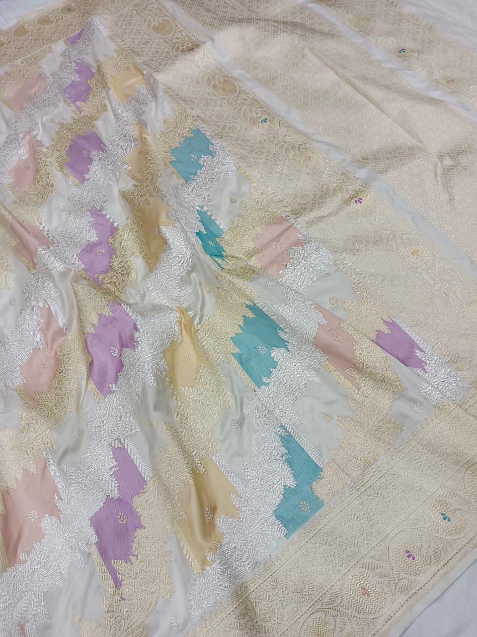 Kaveri banarsi katan silk saree Rangkat Saree - Saffronfashionindia