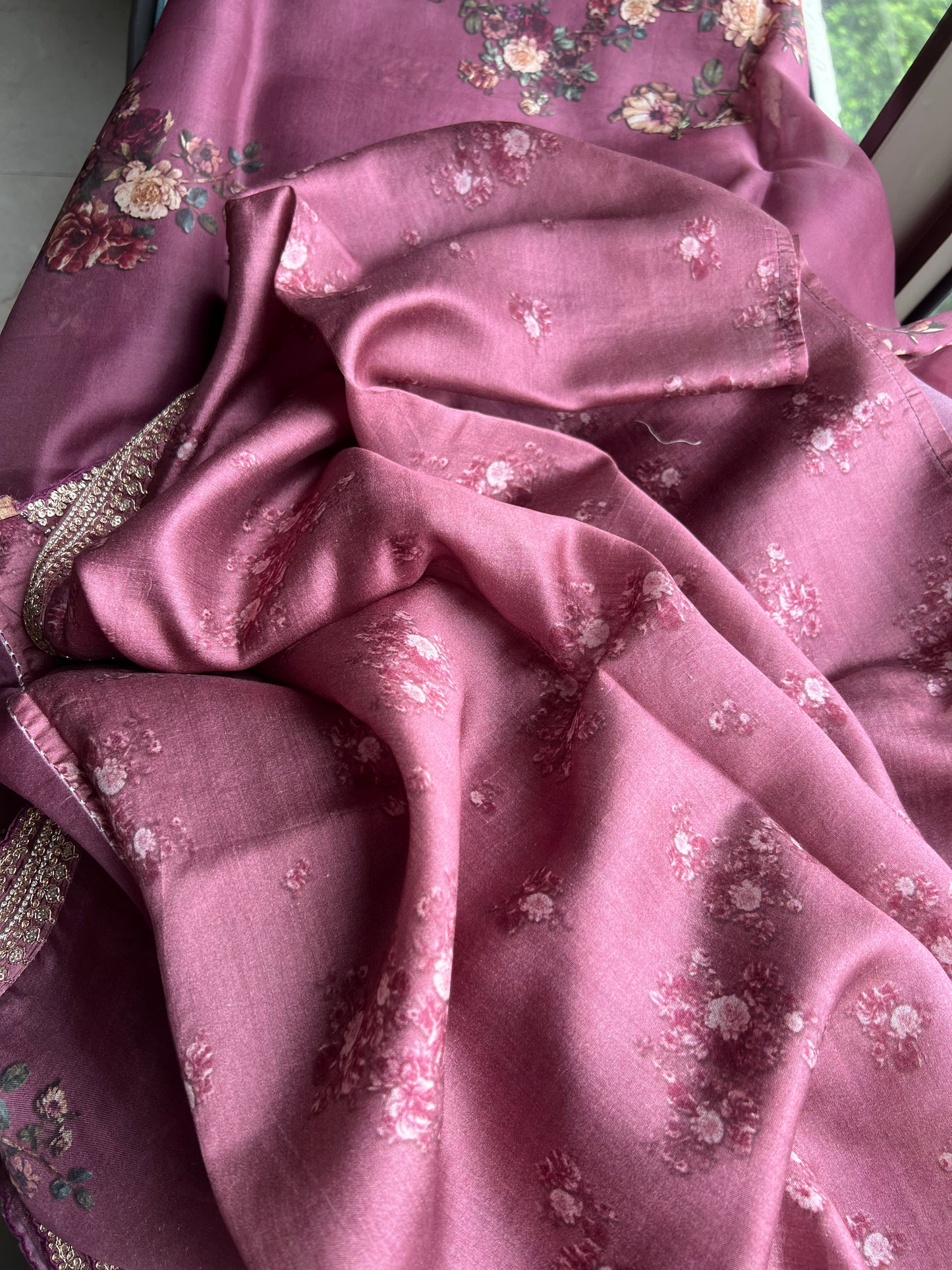 Floral digital print saree/Indian Partywear sarees - Saffronfashionindia