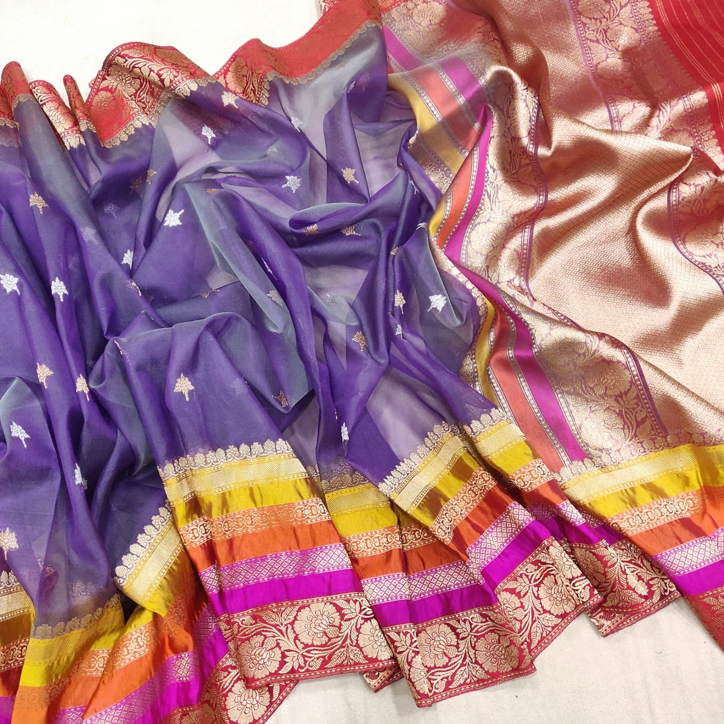 Kismis kora handwoven saree - Saffronfashionindia