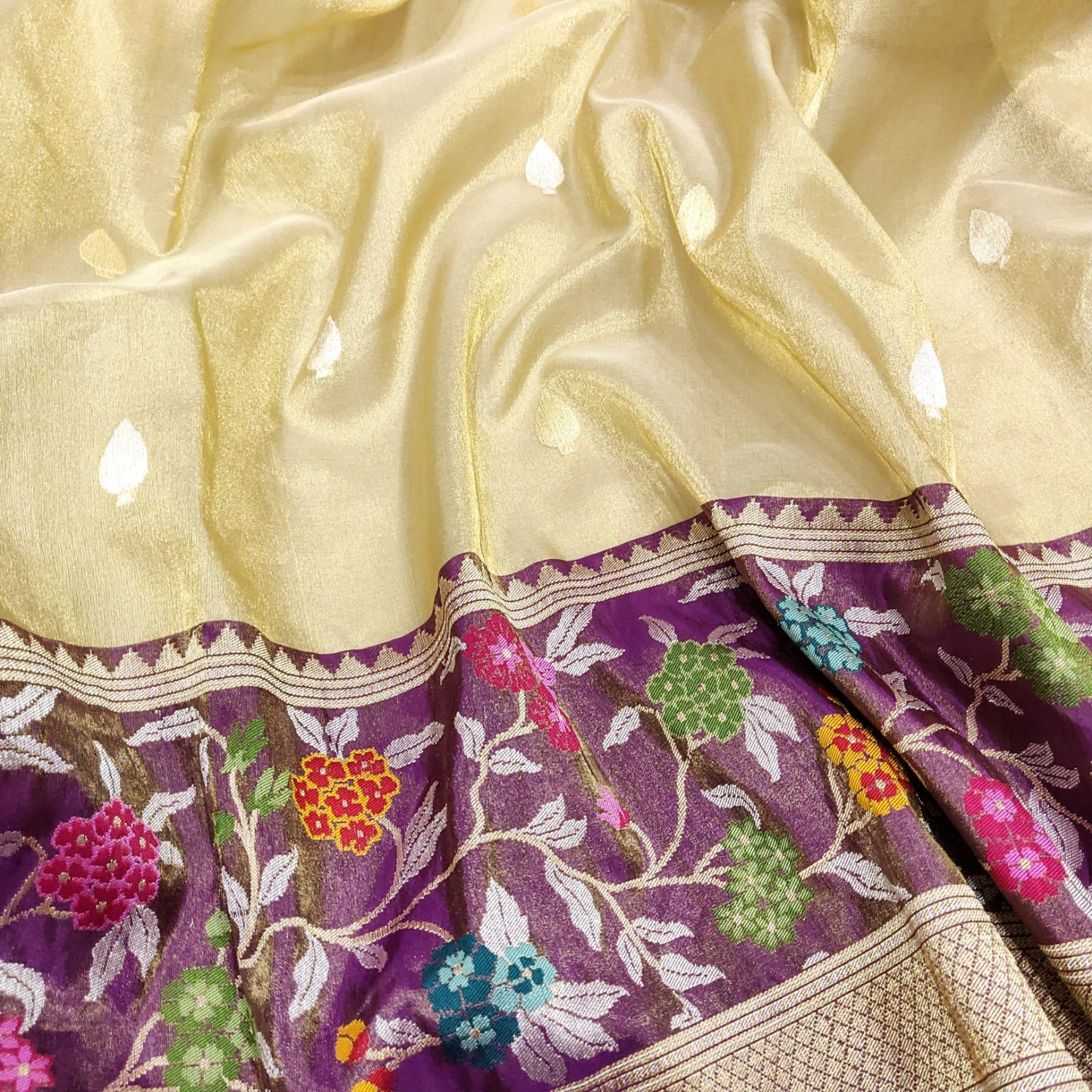 Kamisha tissue handwoven saree - Saffronfashionindia