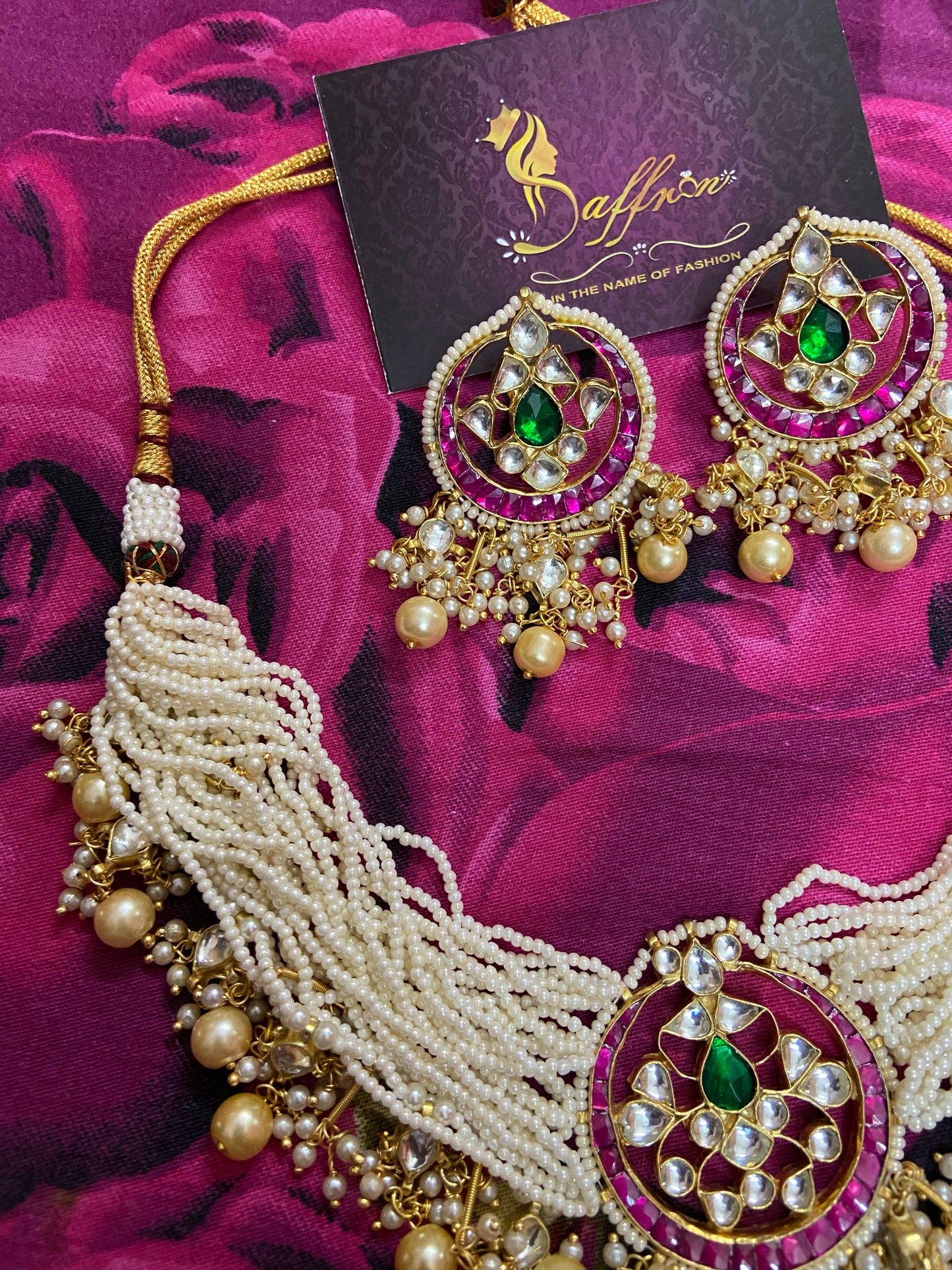 Charming necklace set - Saffronfashionindia