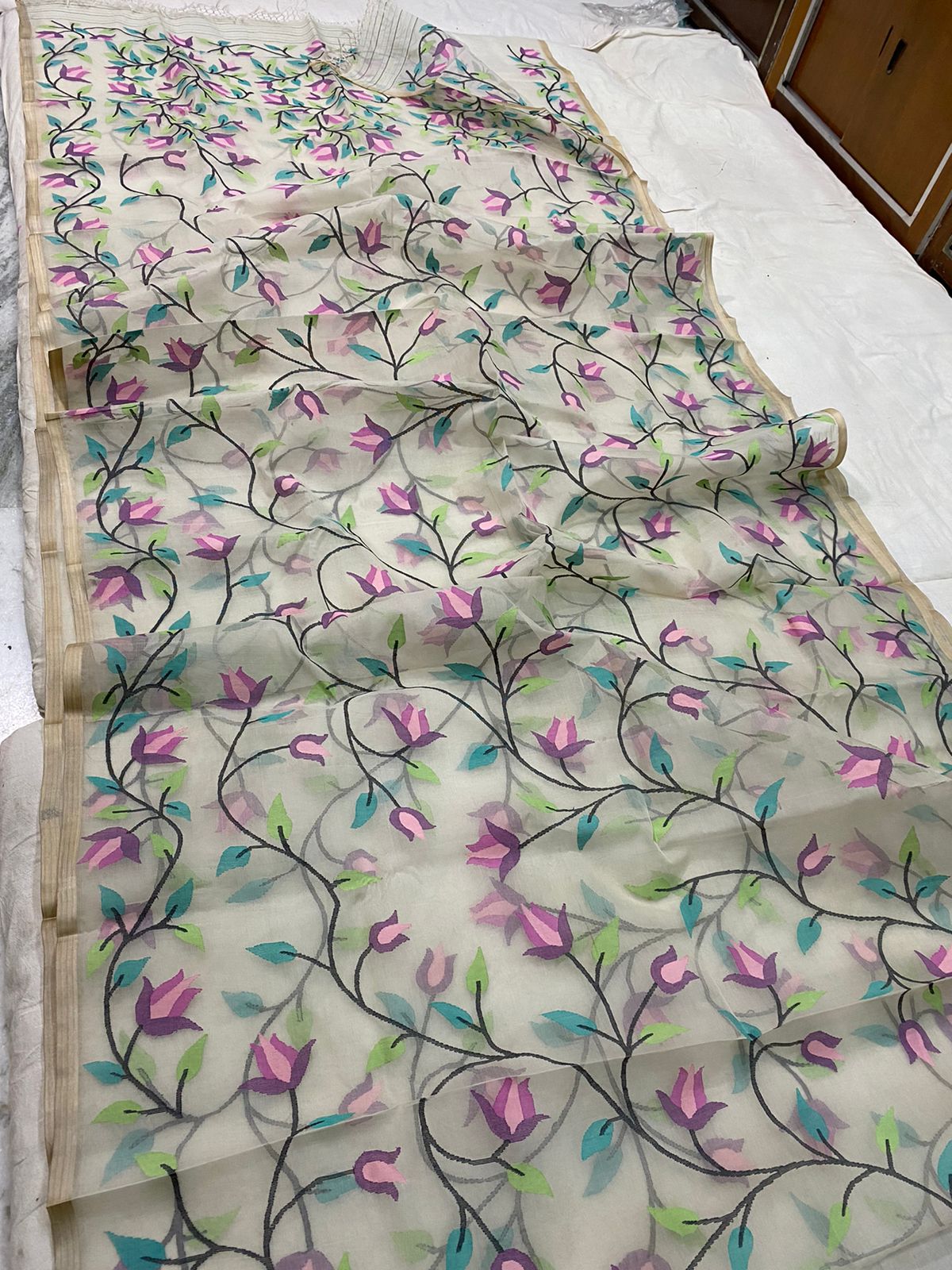 Seemika tantuj jamdani saree - Saffronfashionindia