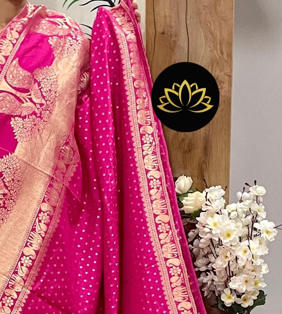 Weaving motifs benaras saree - Saffronfashionindia