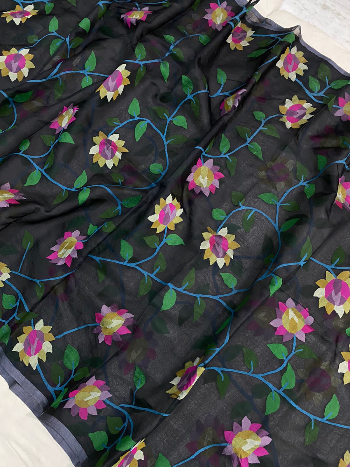 Ramini jamdani saree - Saffronfashionindia