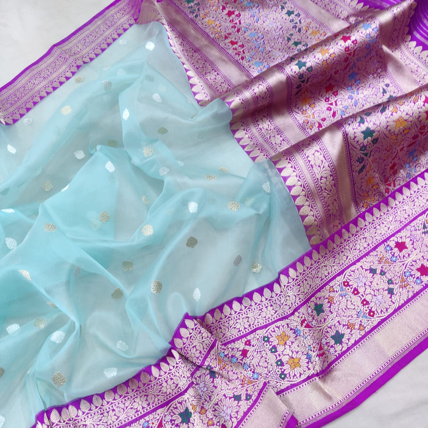 Janisha kora handwoven saree - Saffronfashionindia