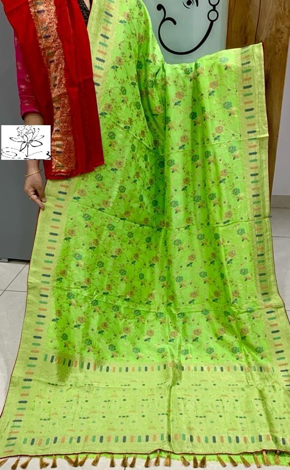 Anesha banarsi saree - Saffronfashionindia