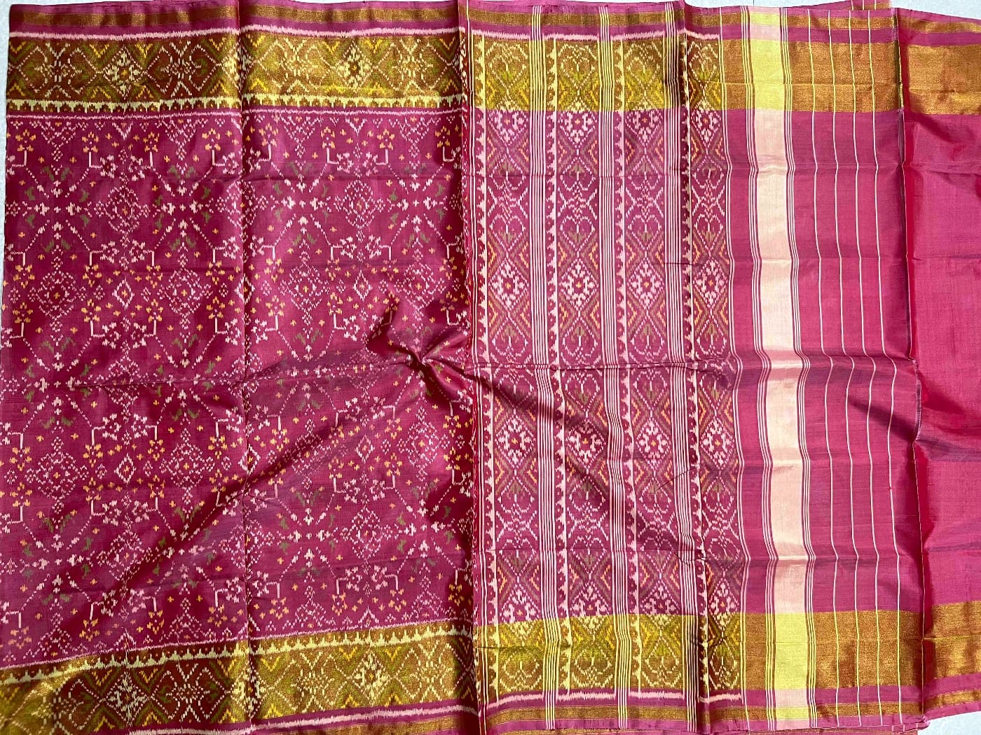 Arvani patan patola saree - Saffronfashionindia