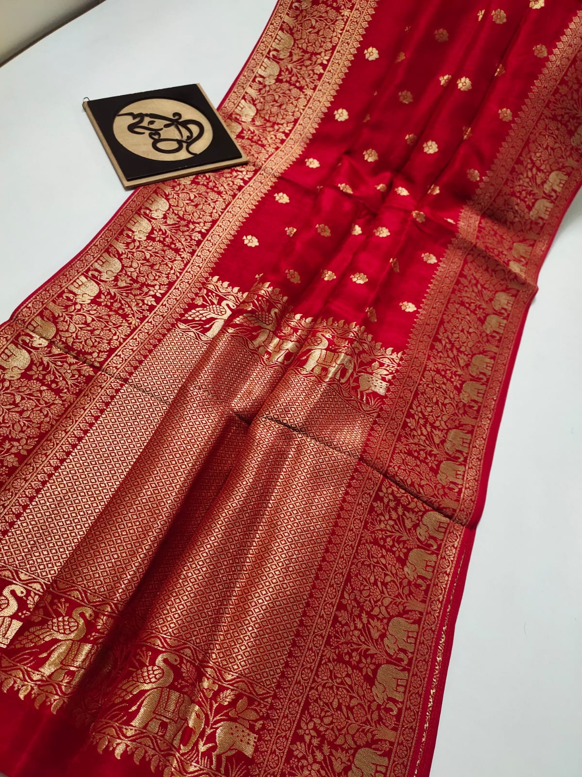 Gauri banarsi moonga saree - Saffronfashionindia