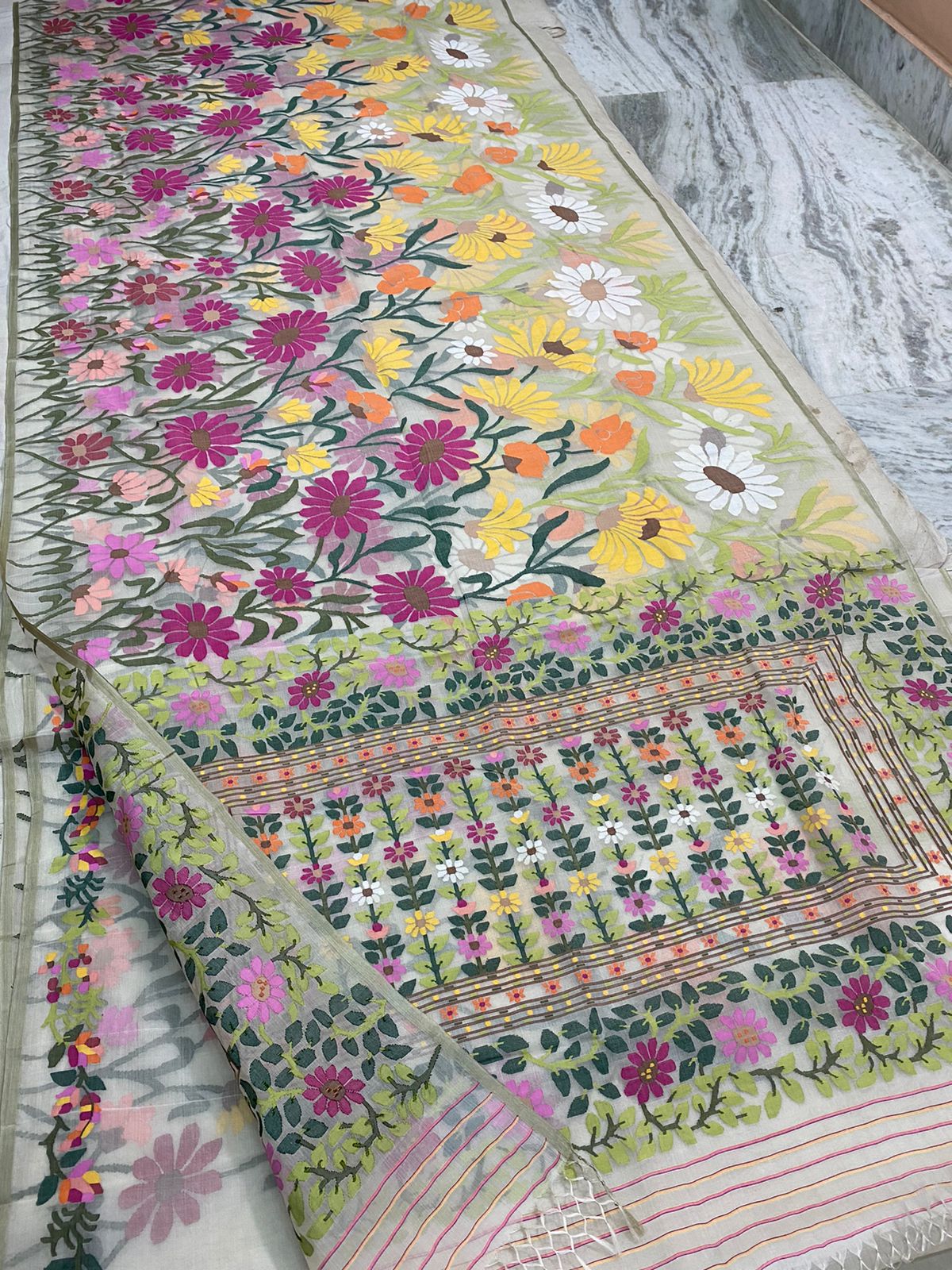 Janhana handwoven jamdani saree - Saffronfashionindia