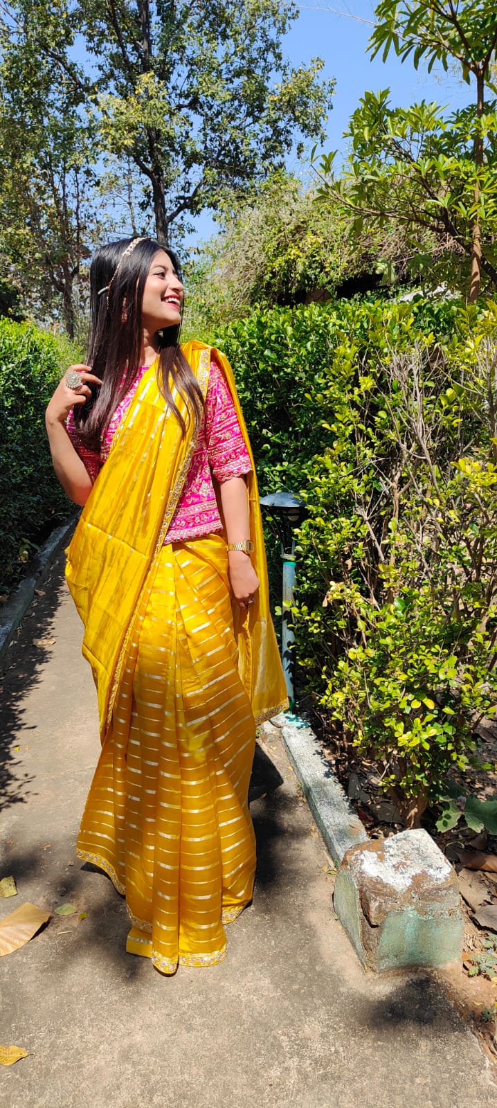 Arizona handloom kora saree - Saffronfashionindia