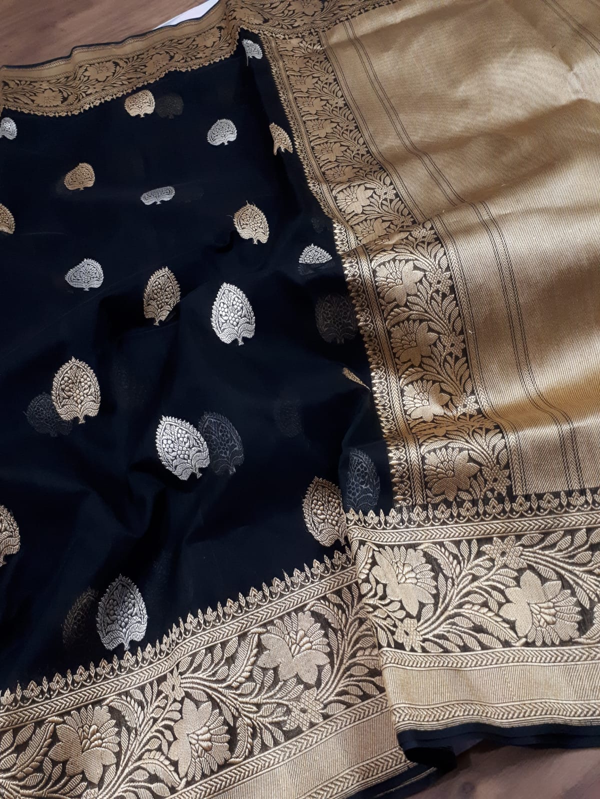 Black kora banarsi saree - Saffronfashionindia