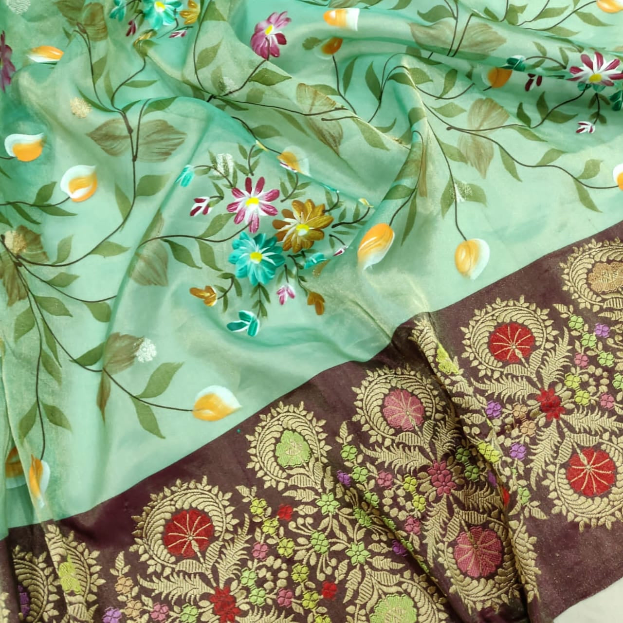 Harbani tissue handwoven kadwa sarees - Saffronfashionindia