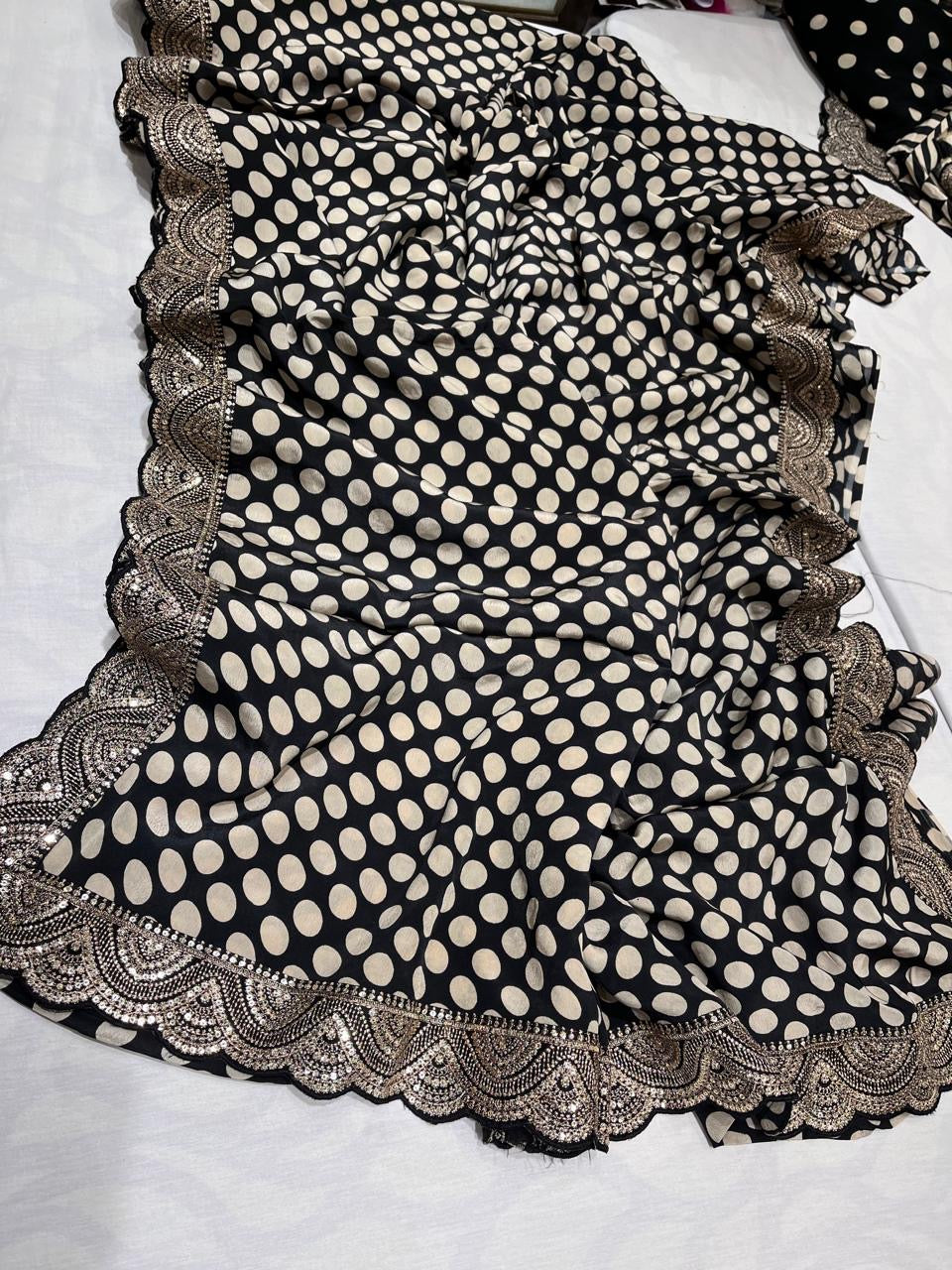 Retro inspired printed Saree Handwork border saree - Saffronfashionindia