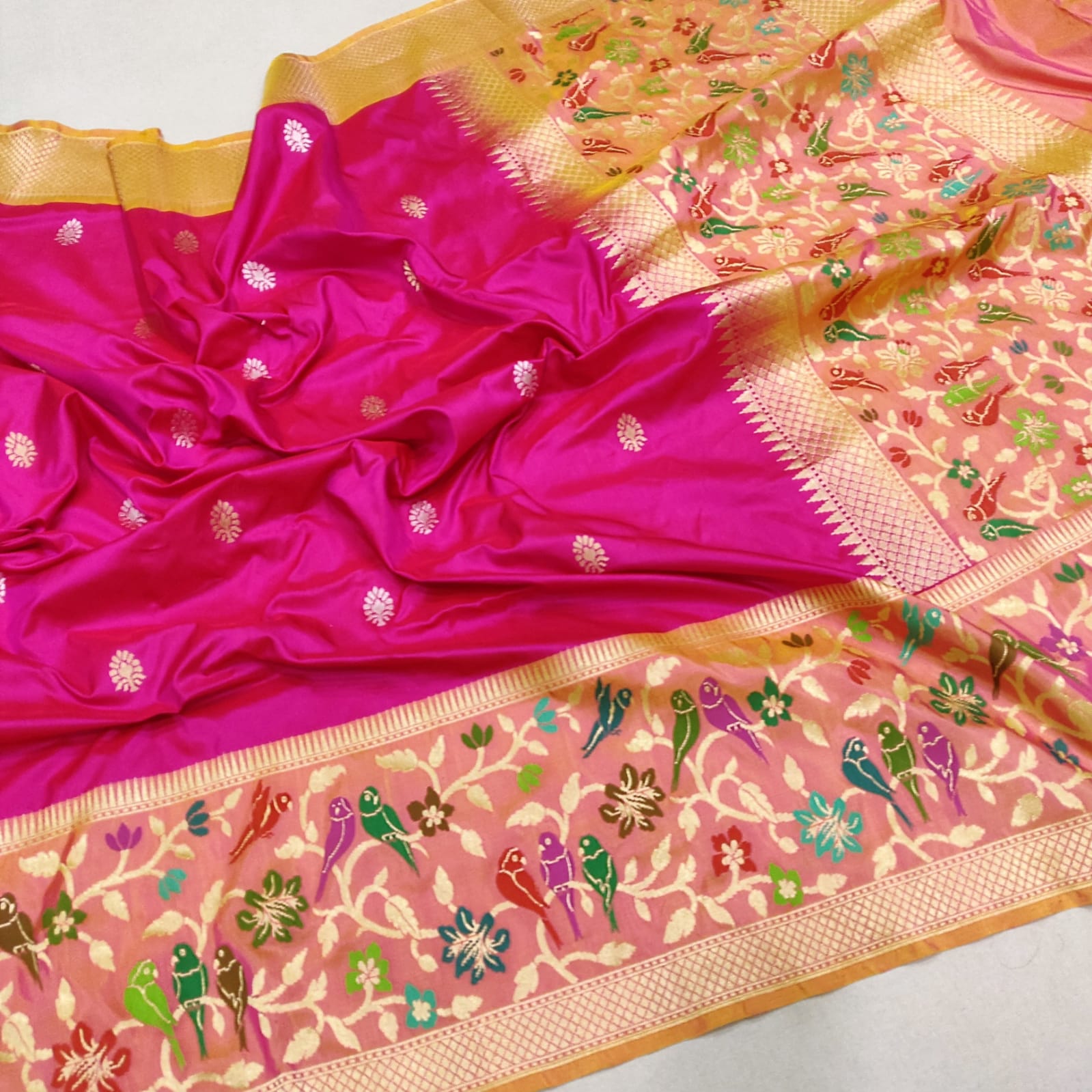 Avani Katan handwoven silk sarees - Saffronfashionindia