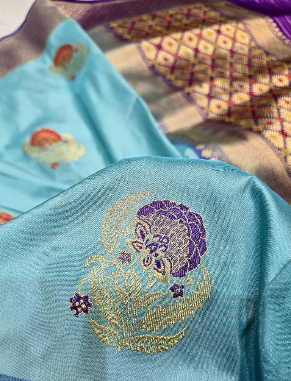 Yubhi Banarsi saree handwoven saree kadwa sarees SaffronFashion