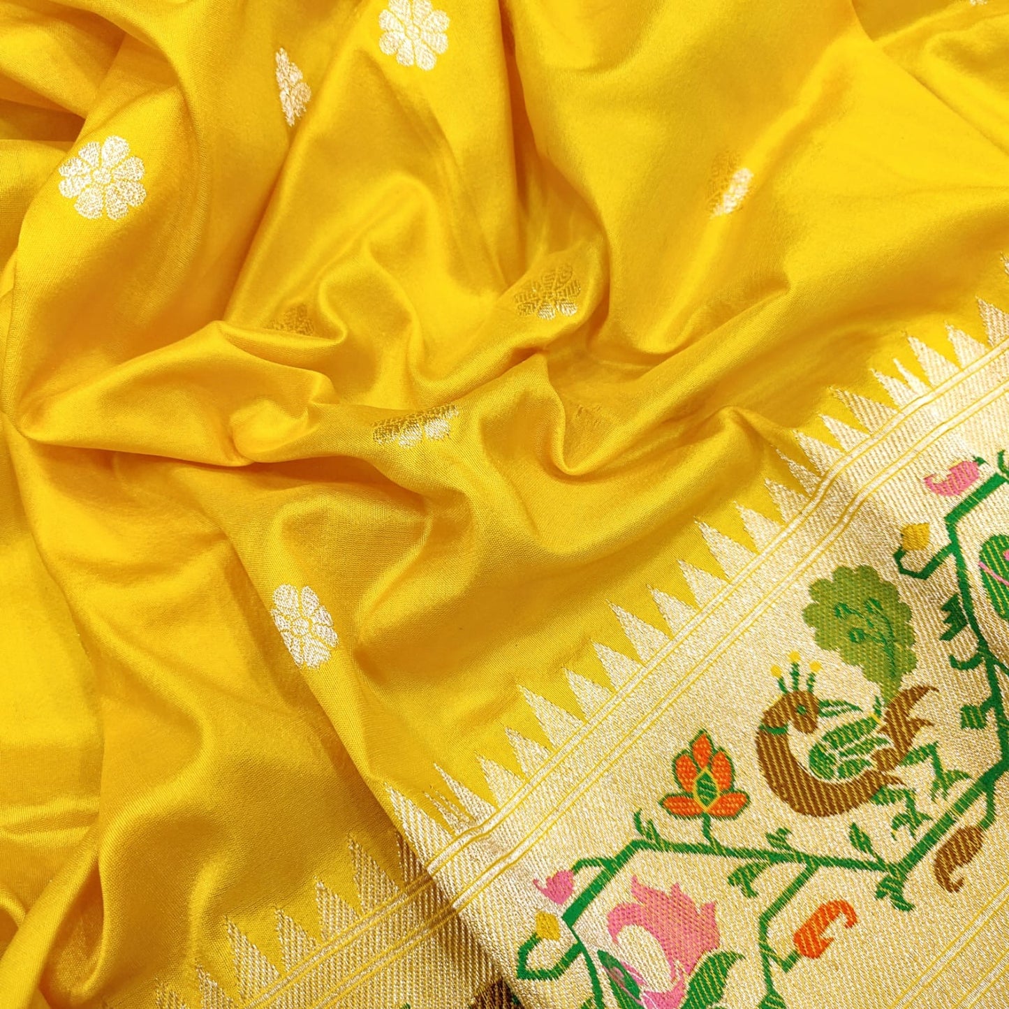 Yamini katan silk handwoven sarees - Saffronfashionindia