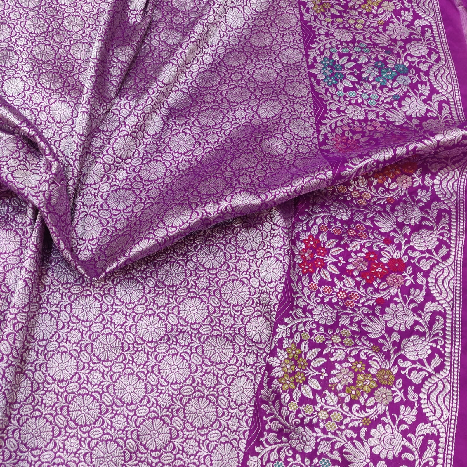 Pink kora kadwa handwoven sarees - Saffronfashionindia