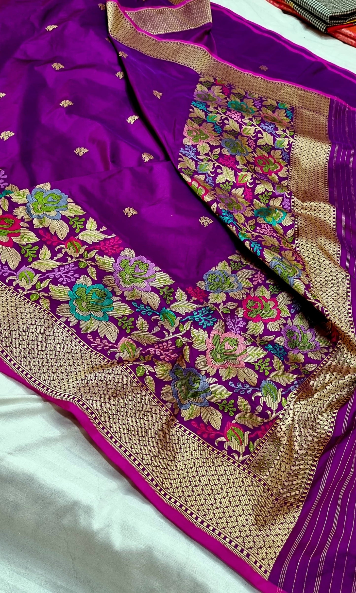 Purple handwoven kadwa exclusive women saree - Saffronfashionindia