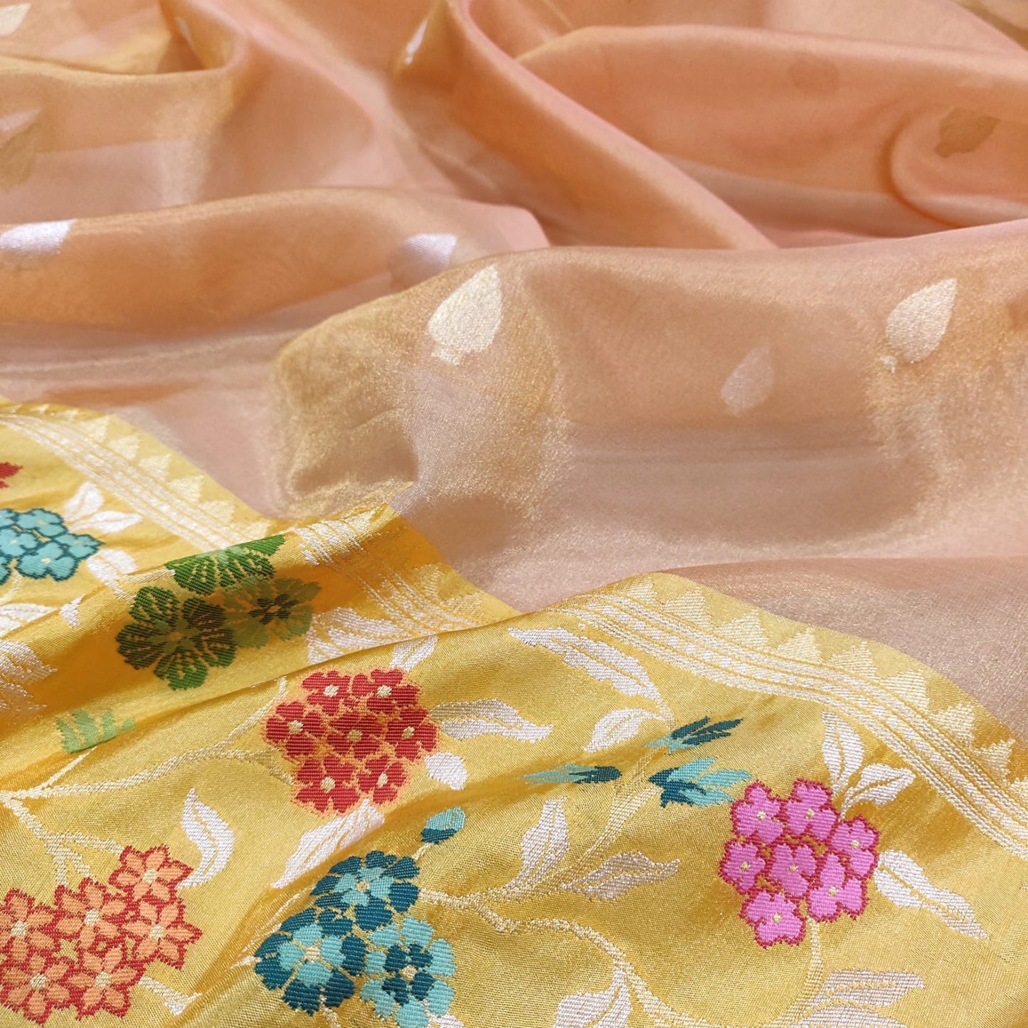 Silver gold Zari butis saree handwoven saree tissue sari - Saffronfashionindia