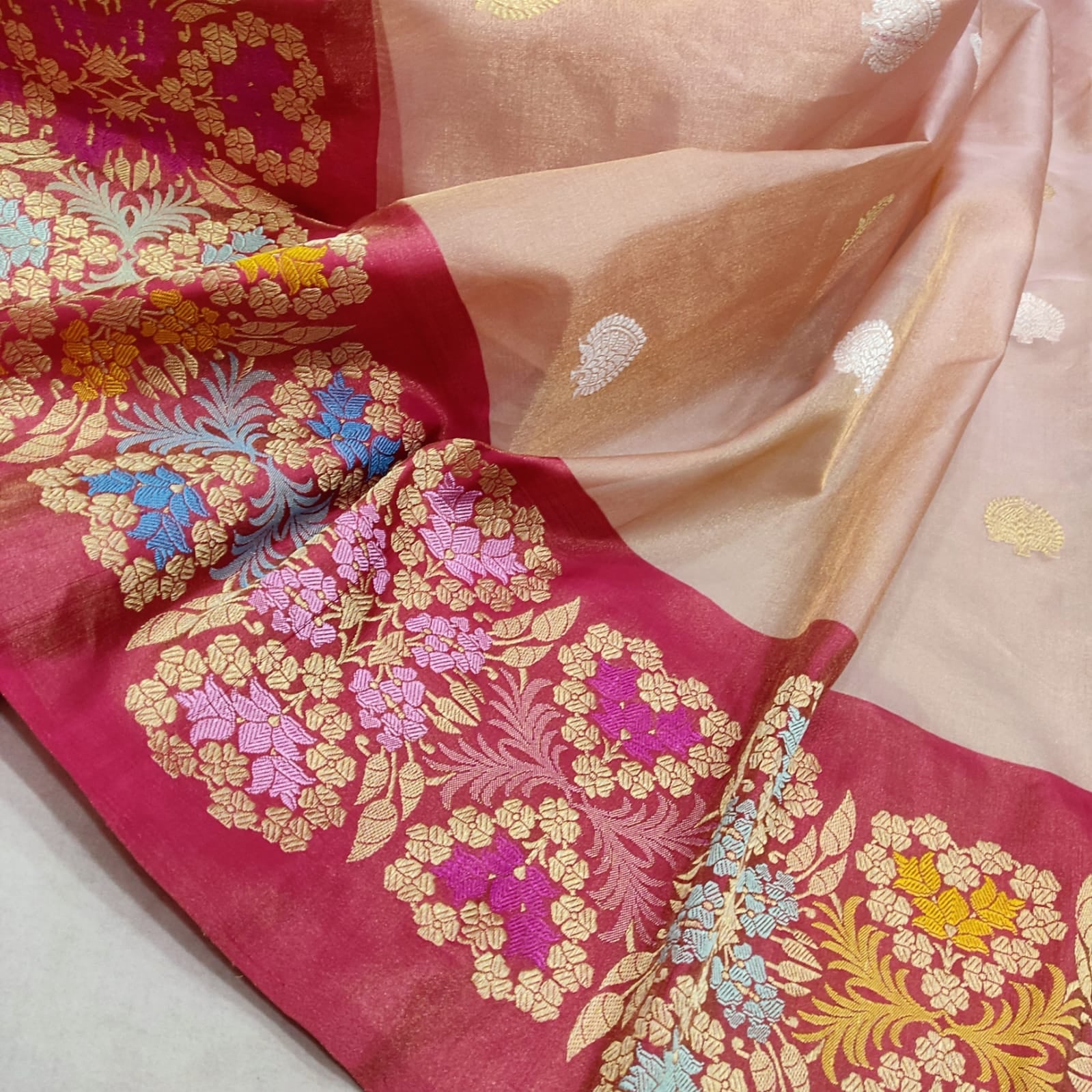 Razi tissue handwoven kadwa saree - Saffronfashionindia