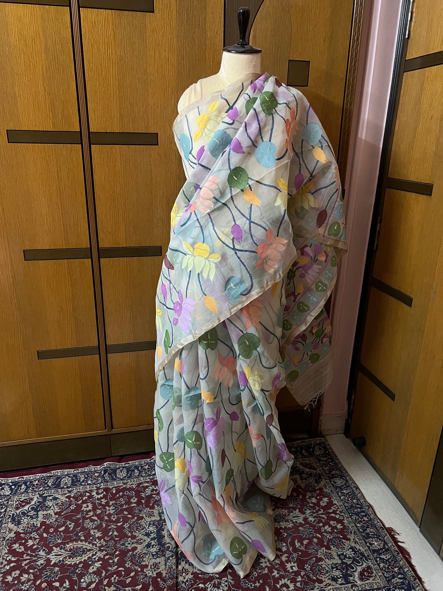 Floral Tantuj Jamdani Saree Bengal Traditional Indian Sari - Saffronfashionindia
