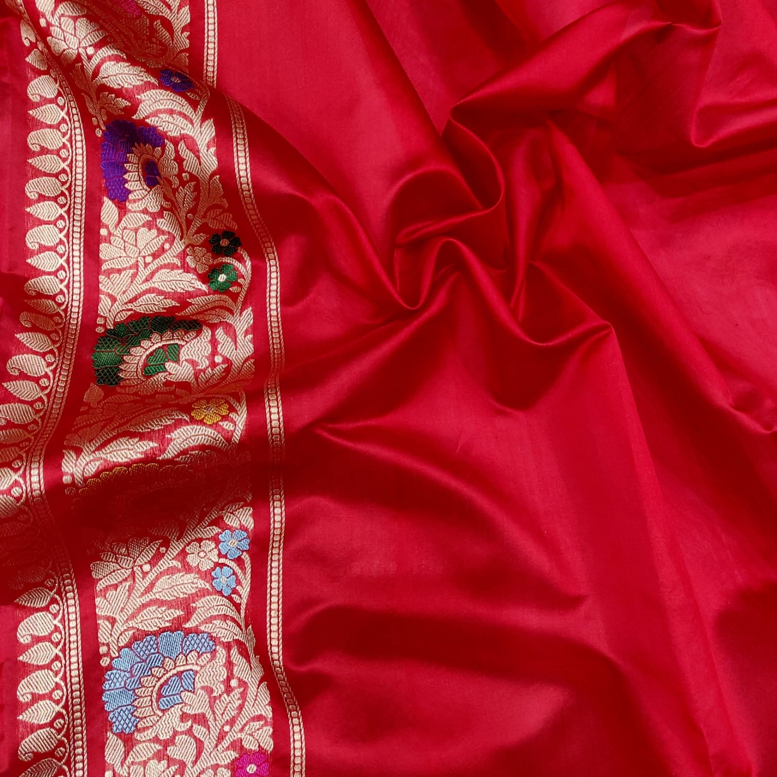 Moumita Kora handwoven saree - Saffronfashionindia