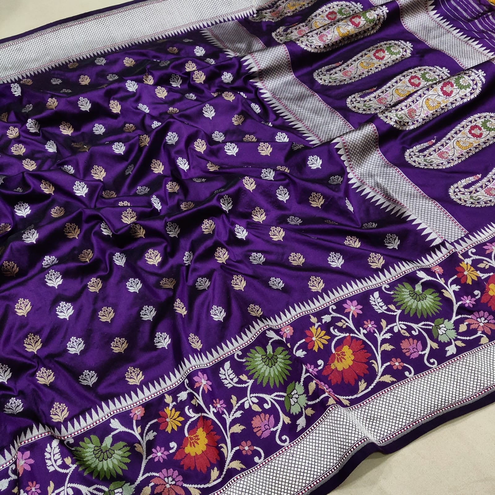 Ramaini Exclusive Katan Silk Handwoven Saree - Saffronfashionindia