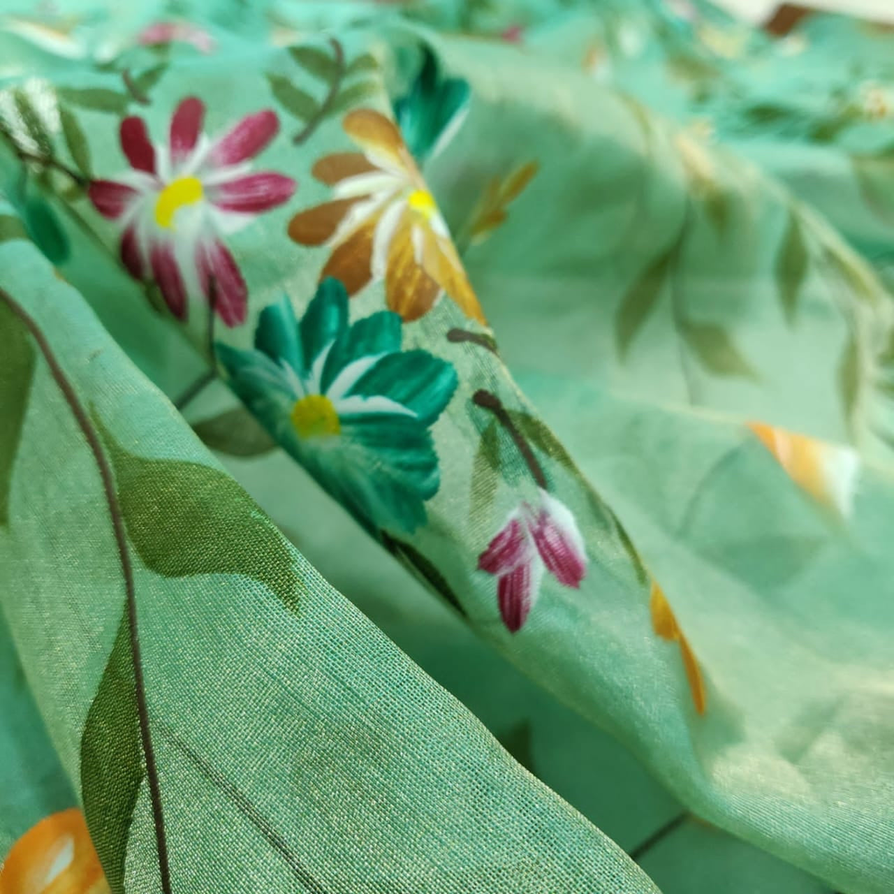 Harbani tissue handwoven kadwa sarees - Saffronfashionindia