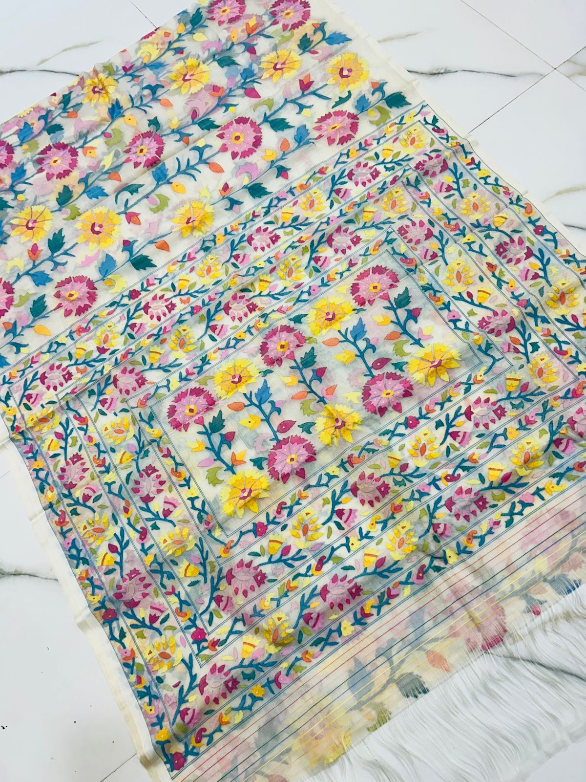 Arvika jamdani saree Tantuj saree Indian sari blouse SaffronFashion