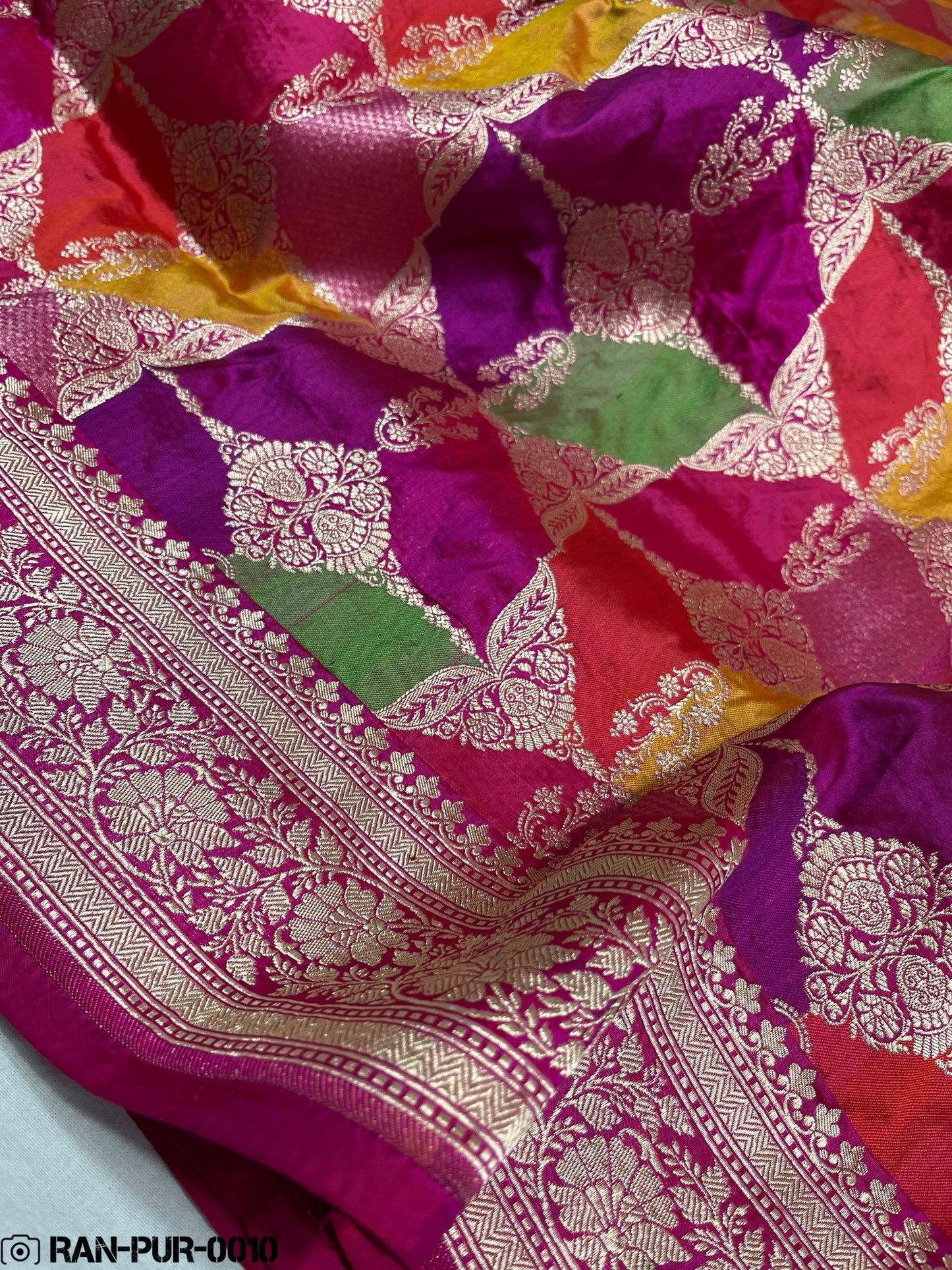 Banarsi Rangkat Saree Indian saree Khaddi silk saree - Saffronfashionindia