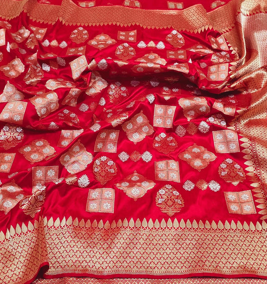 Red Banarsi Handwoven Kadwa silk Saree Indian Heritage Traditional Sarees - Saffronfashionindia