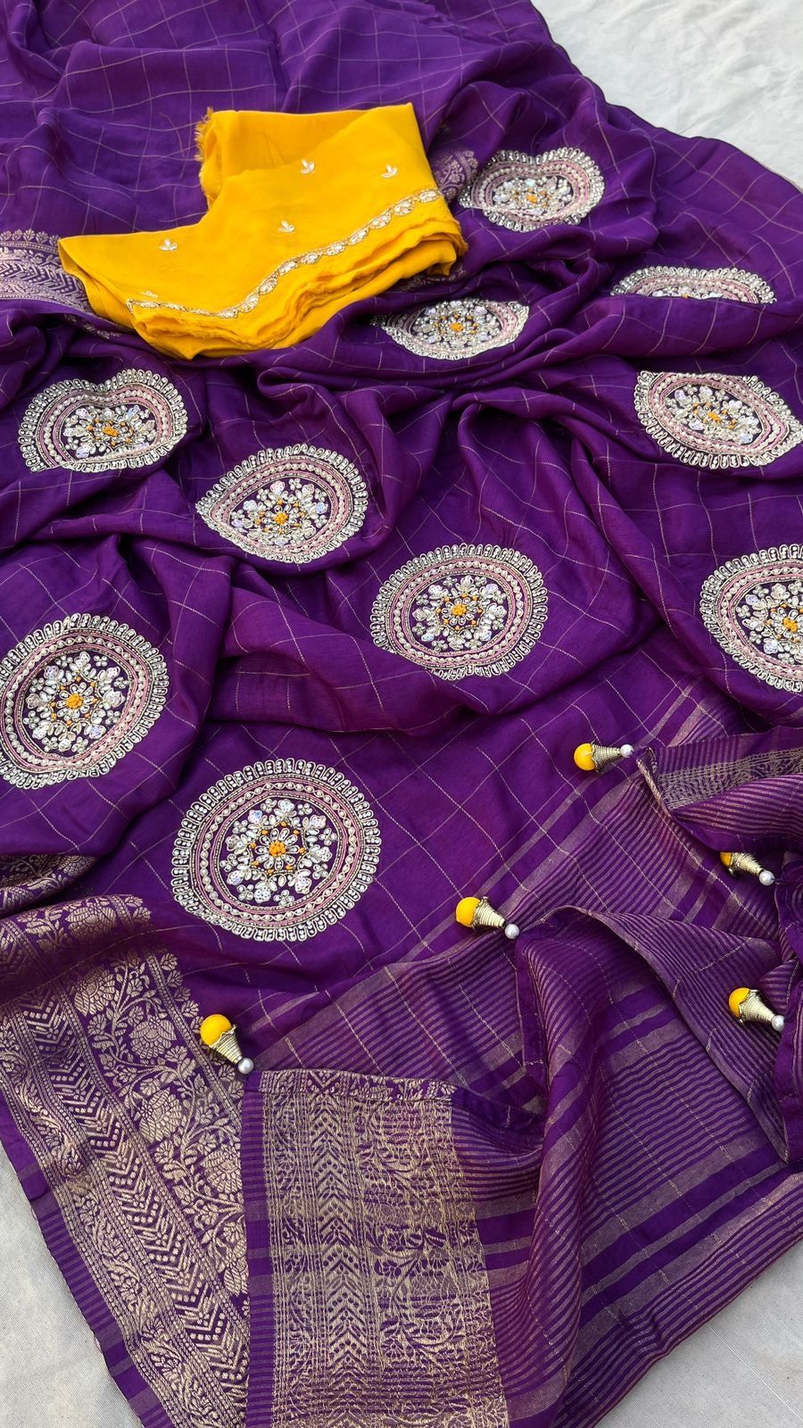 Munga Banarsi saree women Indian sari - Saffronfashionindia