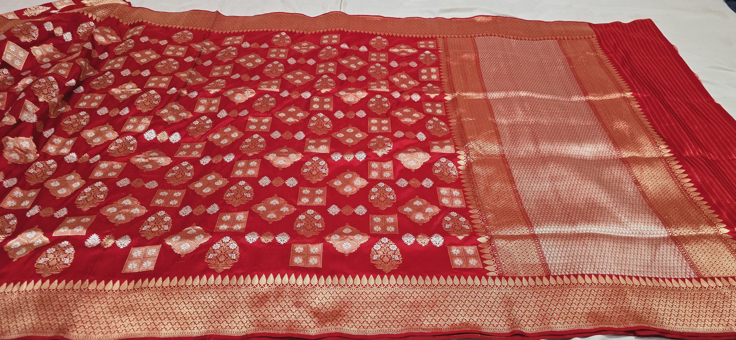 Red Banarsi Handwoven Kadwa silk Saree Indian Heritage Traditional Sarees - Saffronfashionindia