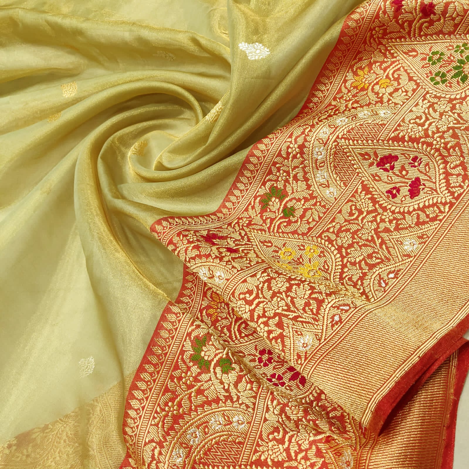 Ektara handwoven tissue kora saree - Saffronfashionindia