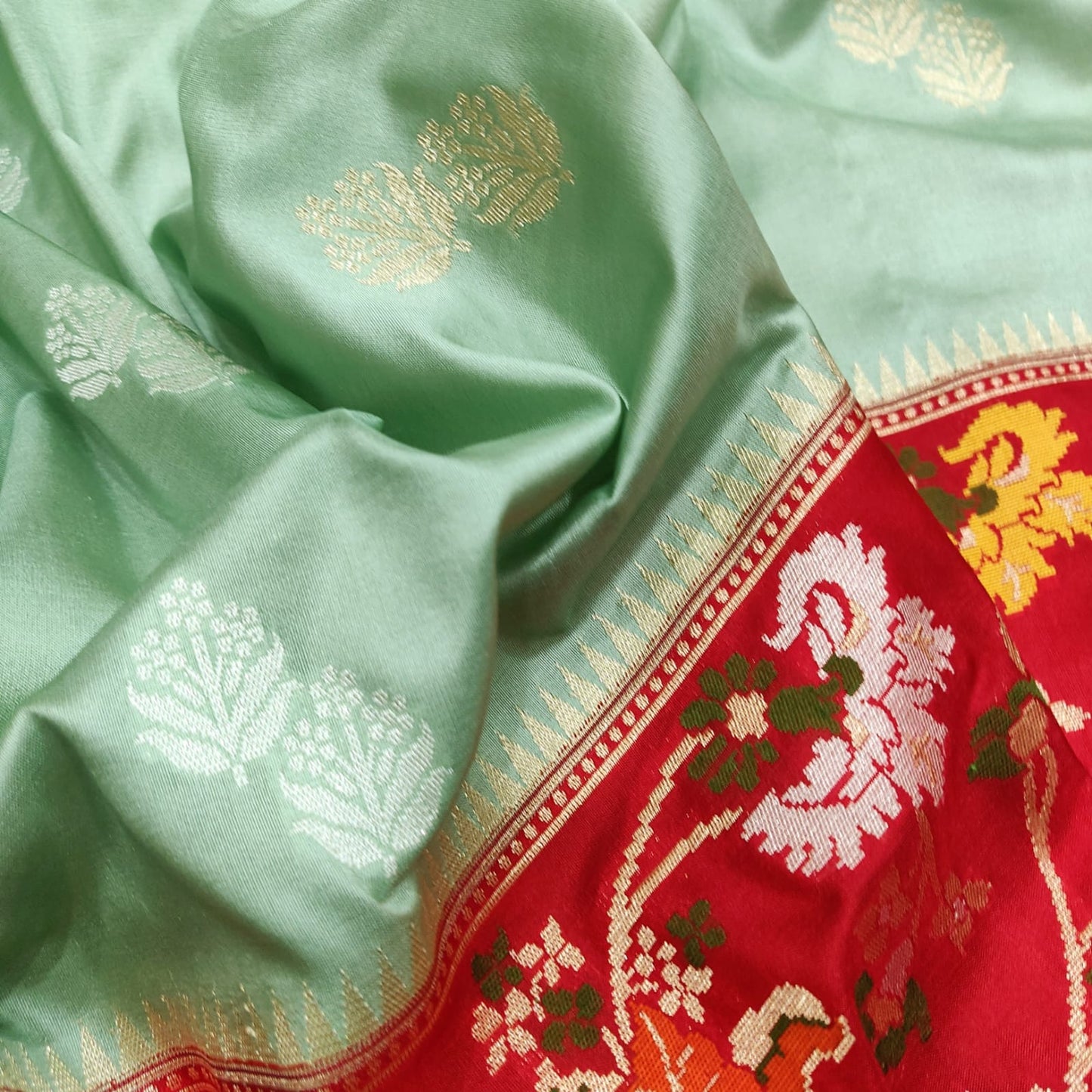 Green Katan handwoven silk sarees - Saffronfashionindia