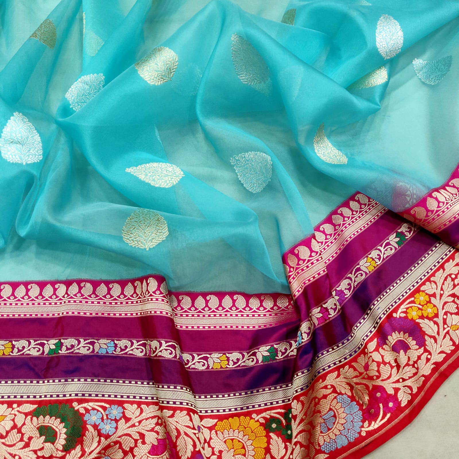 Mihaz kora handwoven banarsi sarees - Saffronfashionindia