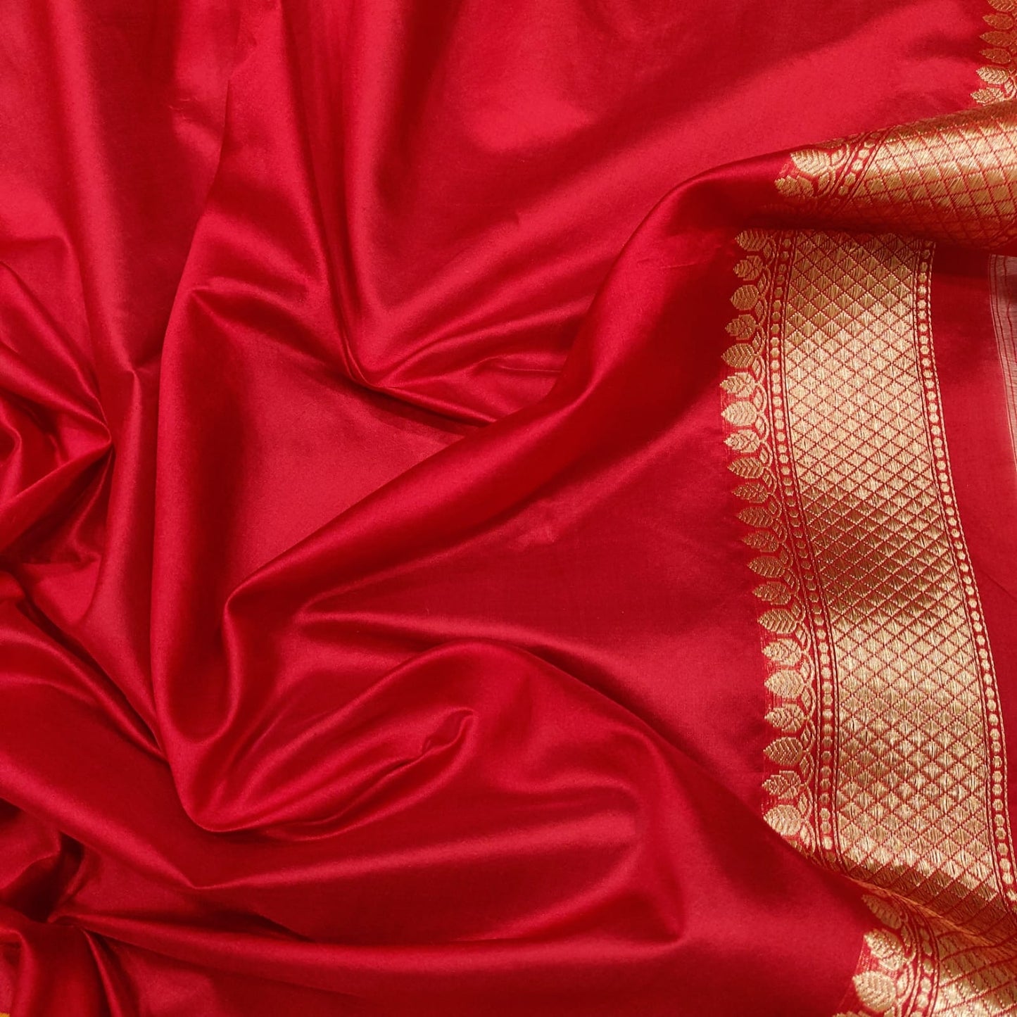 Silver inspired kora tissue handwoven saree - Saffronfashionindia