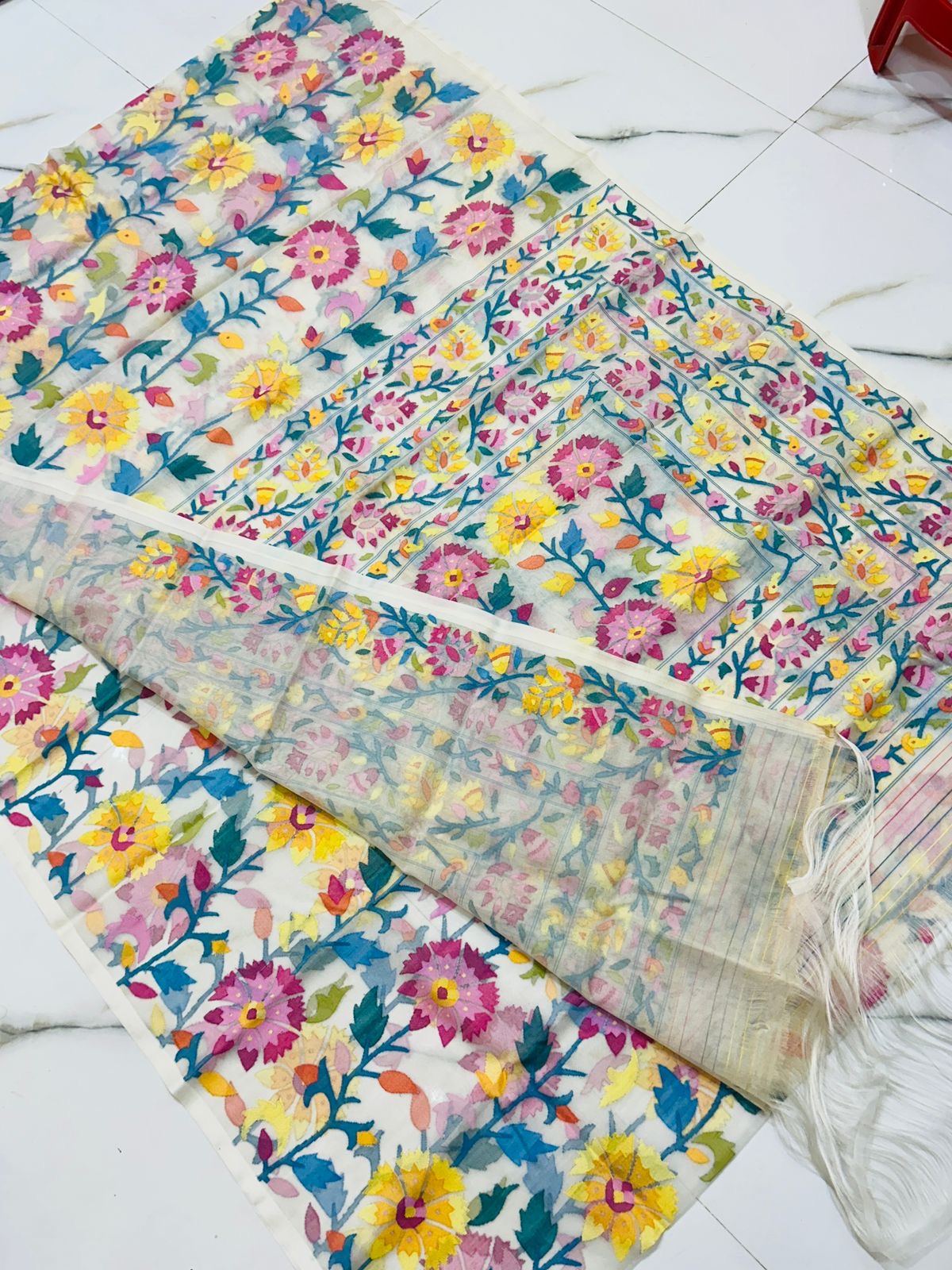 Arvika jamdani saree Tantuj saree Indian sari blouse SaffronFashion