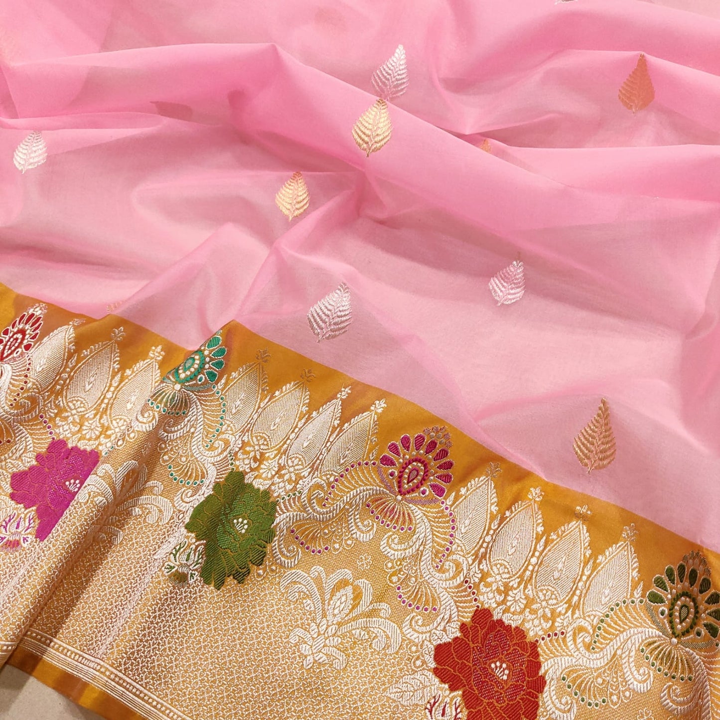 Pink kora kadwa handwoven sarees - Saffronfashionindia