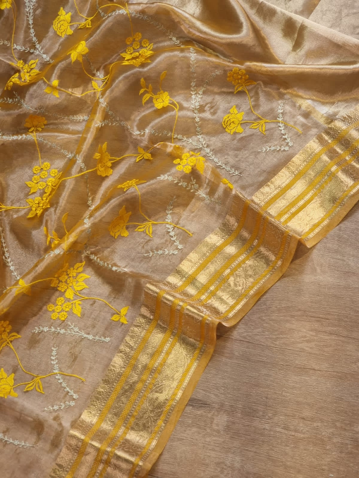 Embroidery tissue metallic saree Indian saree - Saffronfashionindia