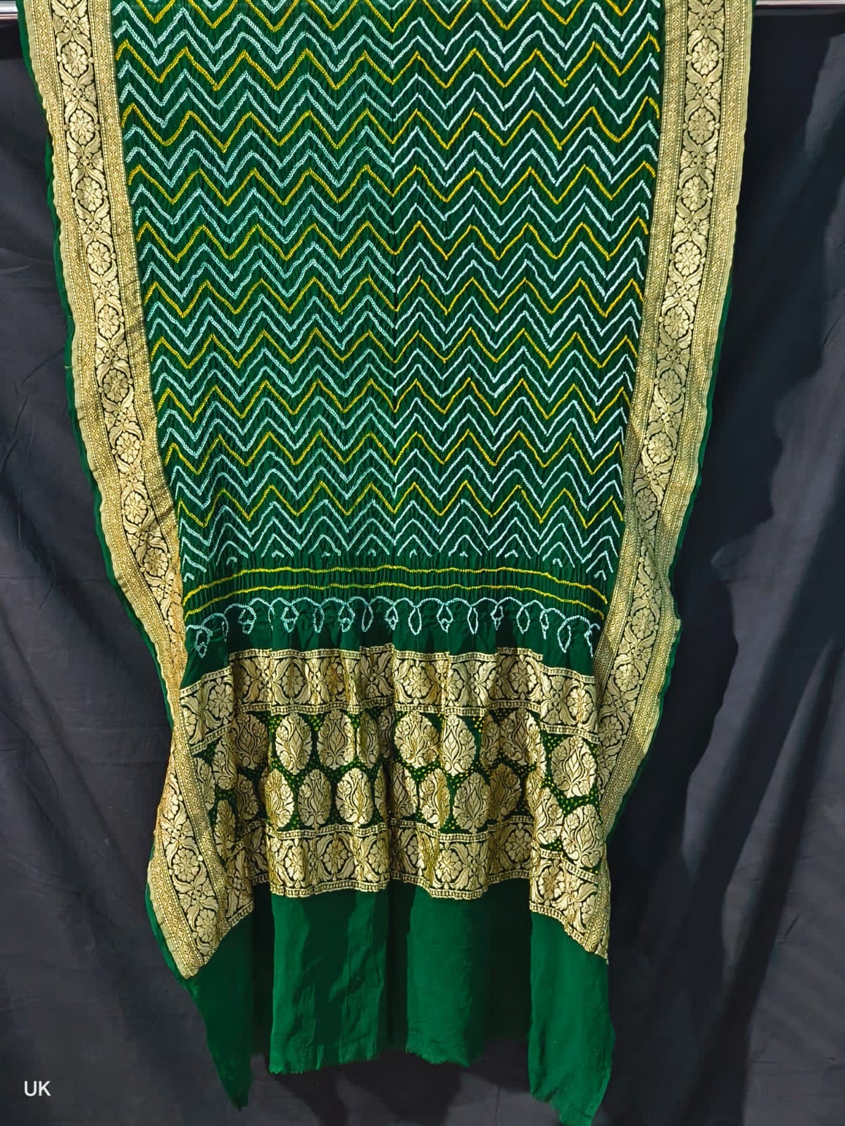 Hariyali Rai Bandhej Dupatta - Saffronfashionindia
