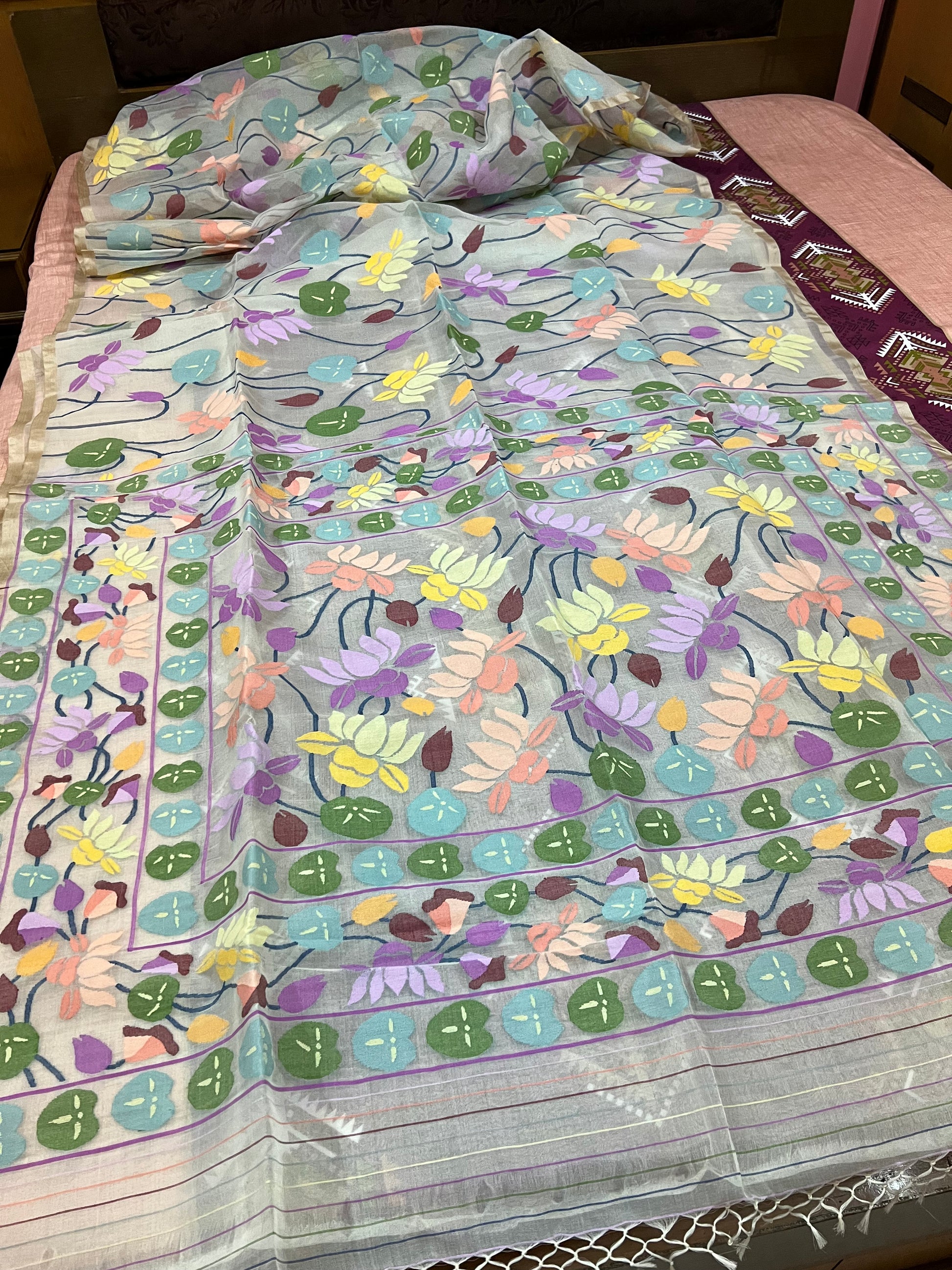 Floral Tantuj Jamdani Saree Bengal Traditional Indian Sari - Saffronfashionindia