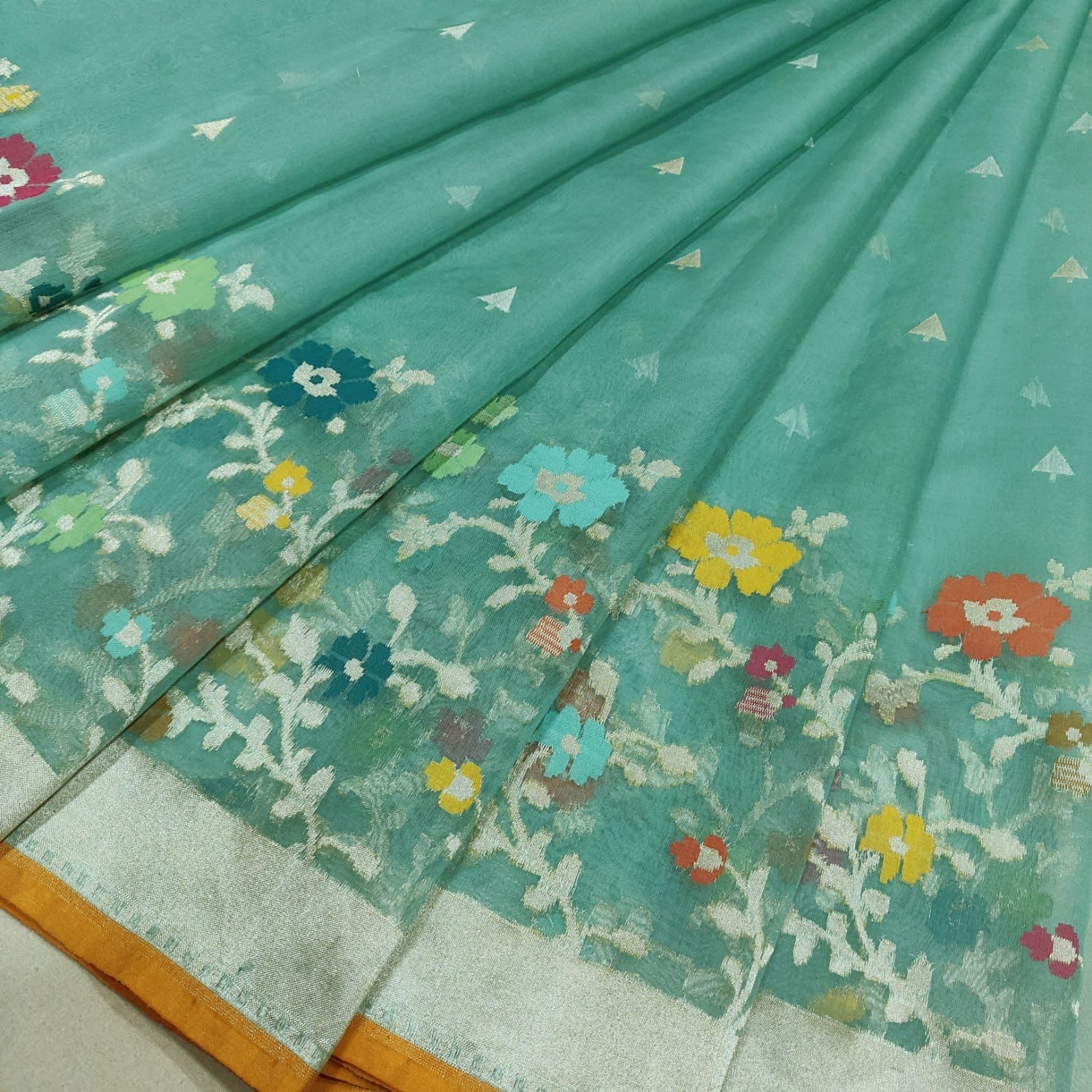 Green ektara Jamdani saree Kora saree Indian sarees blouse - Saffronfashionindia