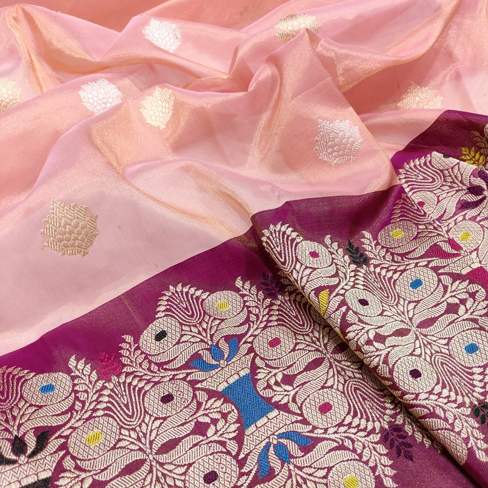 Kaniksha tissue handwoven kadwa saree - Saffronfashionindia