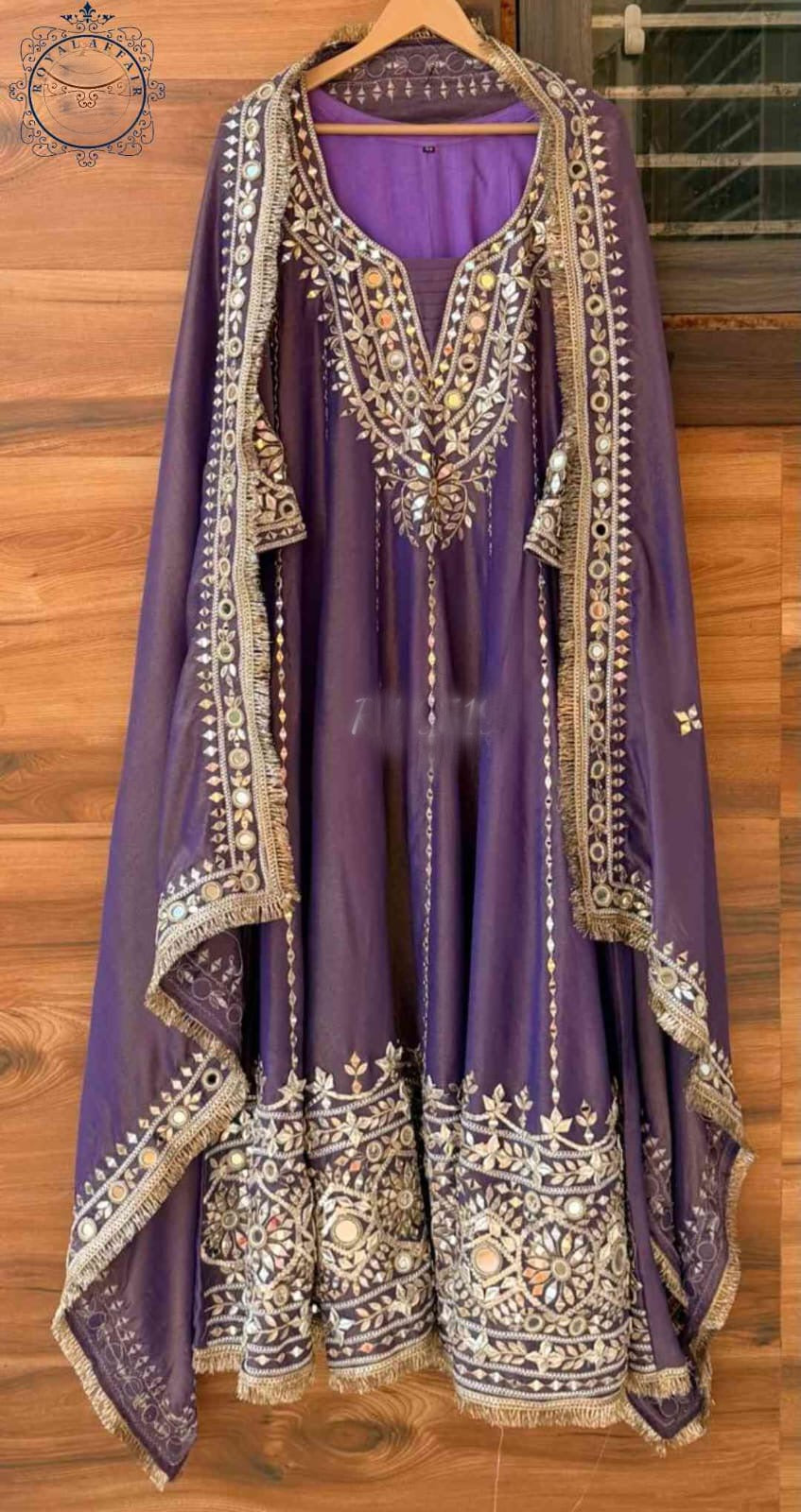 Untitled Feb26_04:10 SaffronFashion