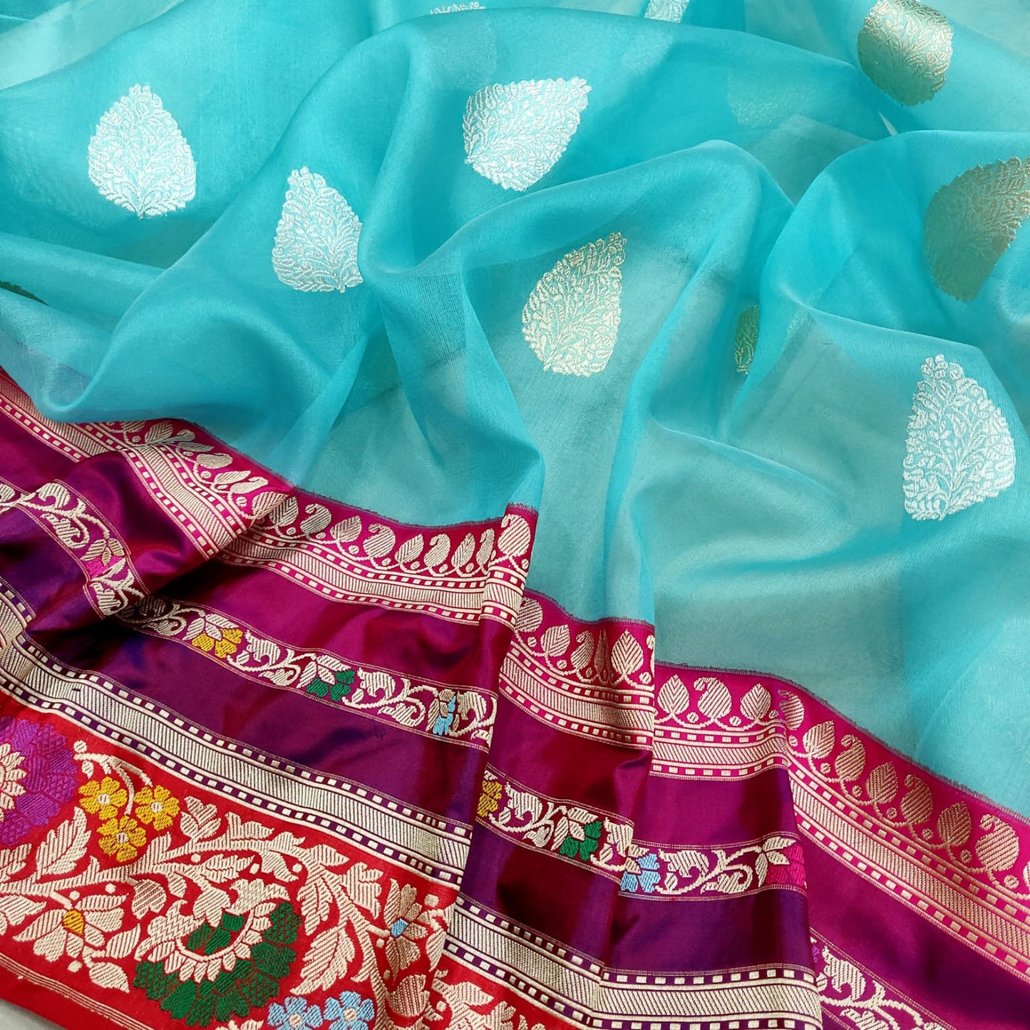 Mihaz kora handwoven banarsi sarees - Saffronfashionindia