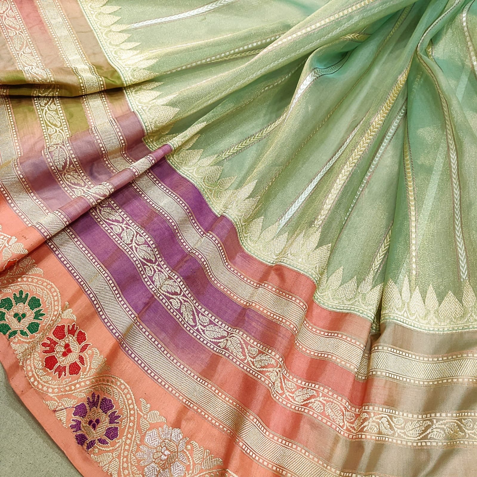 Green Tissue Handwoben kadwa saree Indian sari - Saffronfashionindia